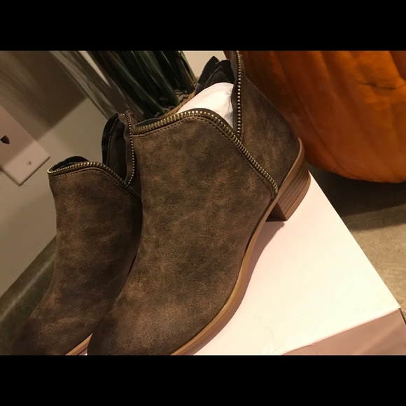 Just Fab Laurette Brown Booties with Side Zipper Size 7 - Never Worn - Picture 3 of 4